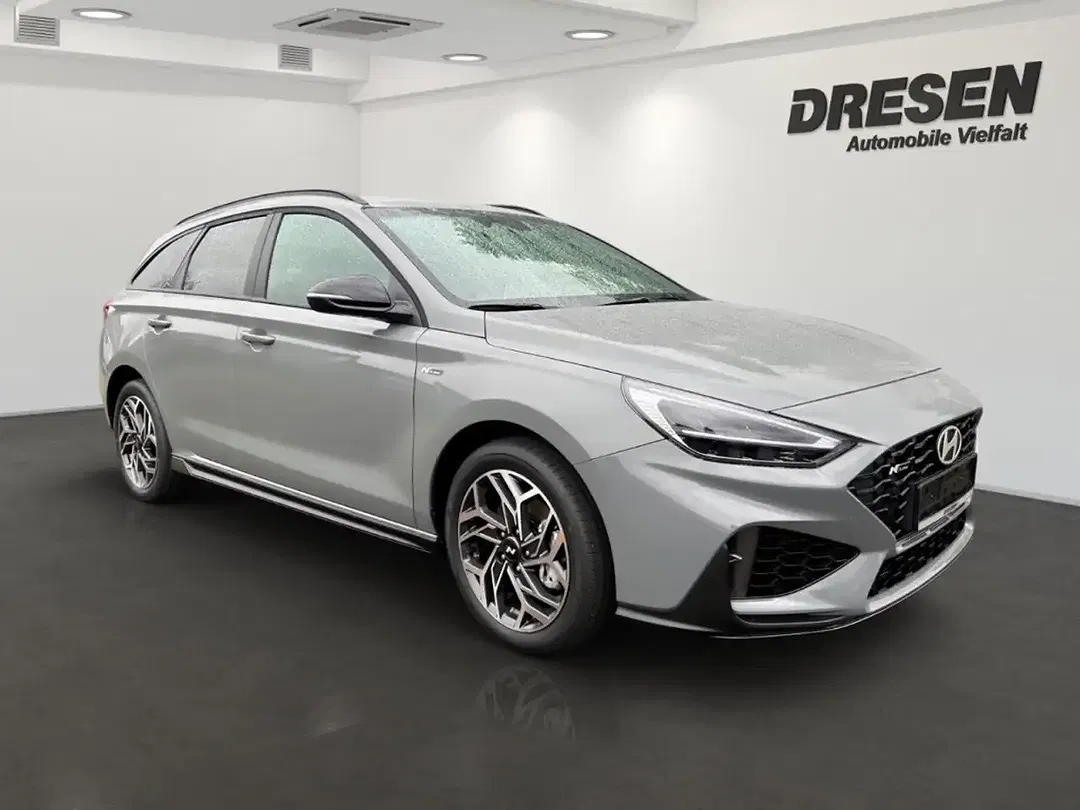 Hyundai i30 - Thumbnail 2