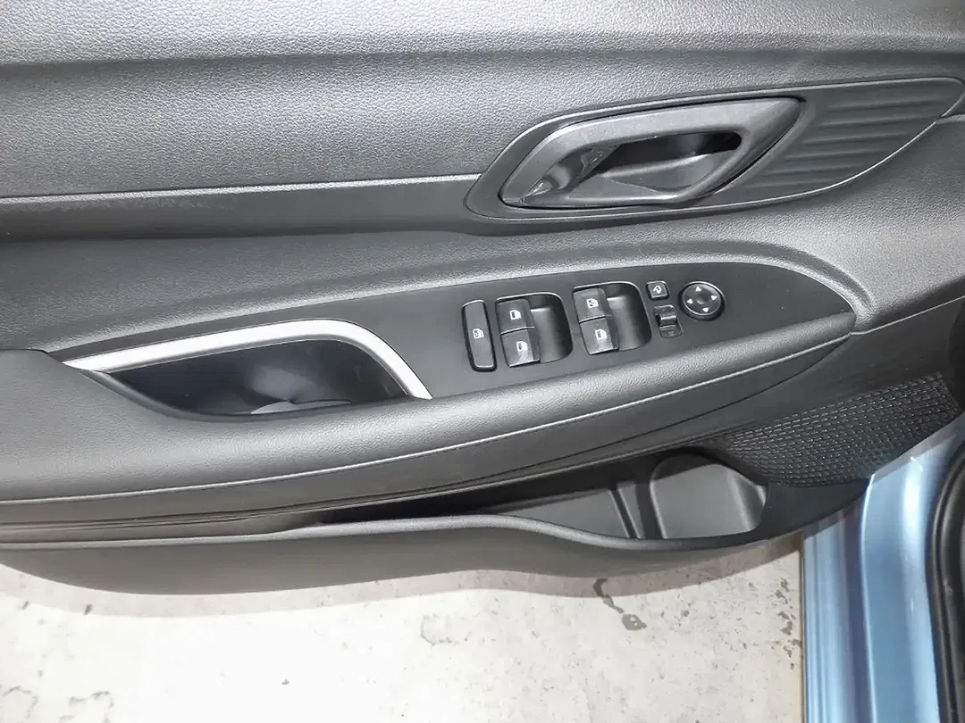 Hyundai i20 - Thumbnail 14