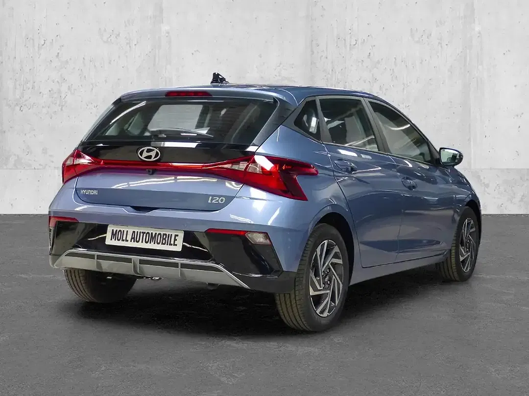 Hyundai i20 - Thumbnail 2