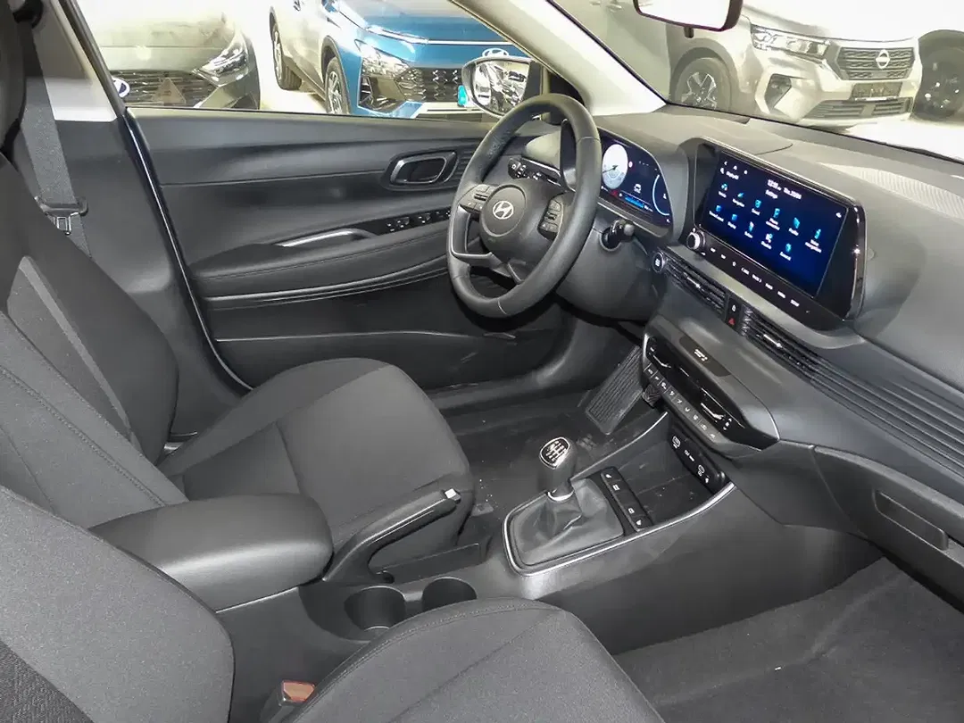 Hyundai i20 - Thumbnail 4