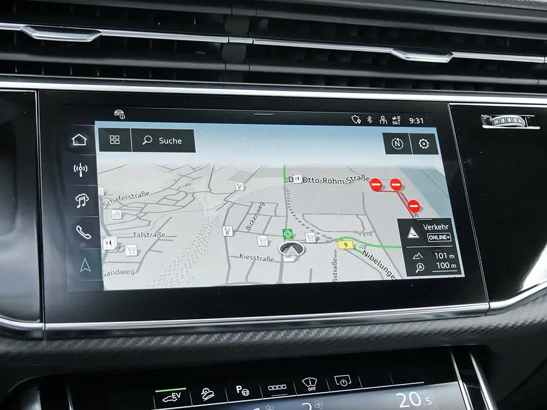 Audi Q8 - Thumbnail 12