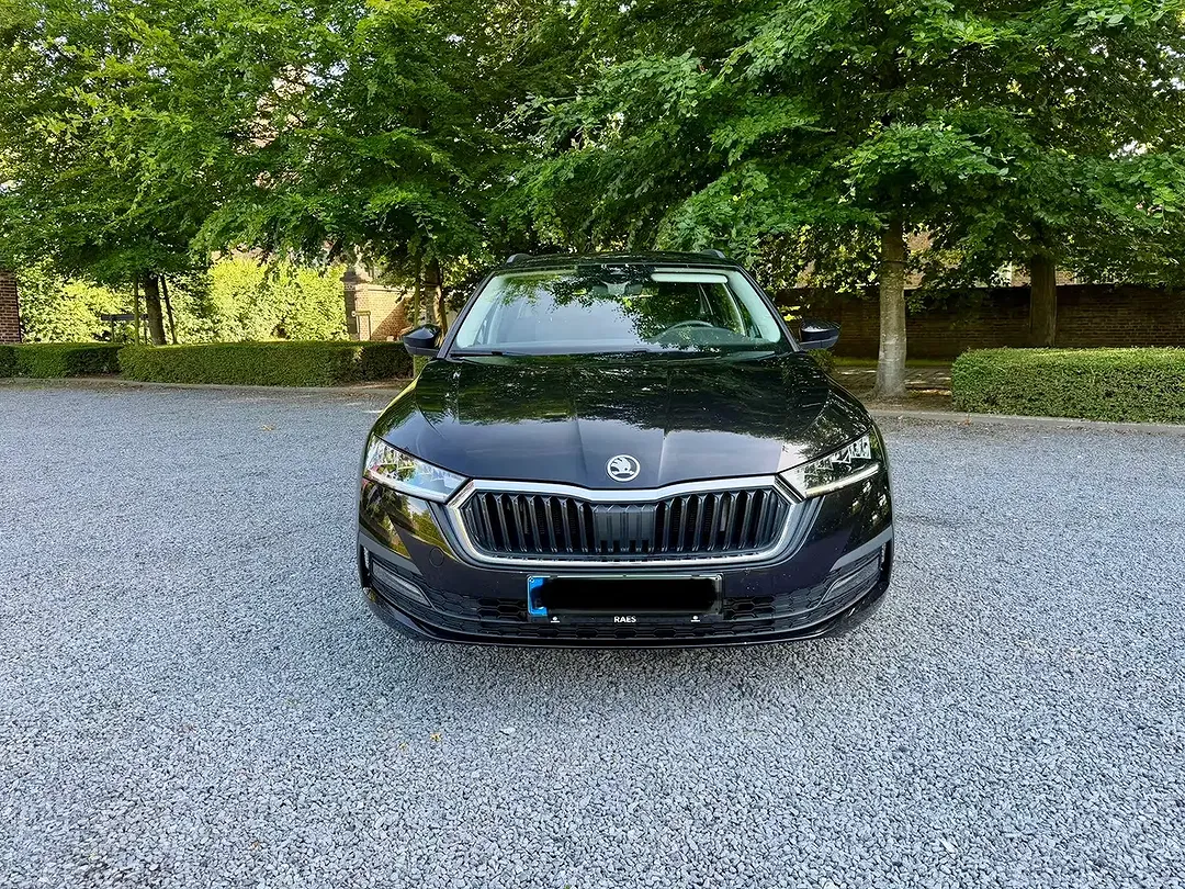 Skoda Octavia - Thumbnail 2