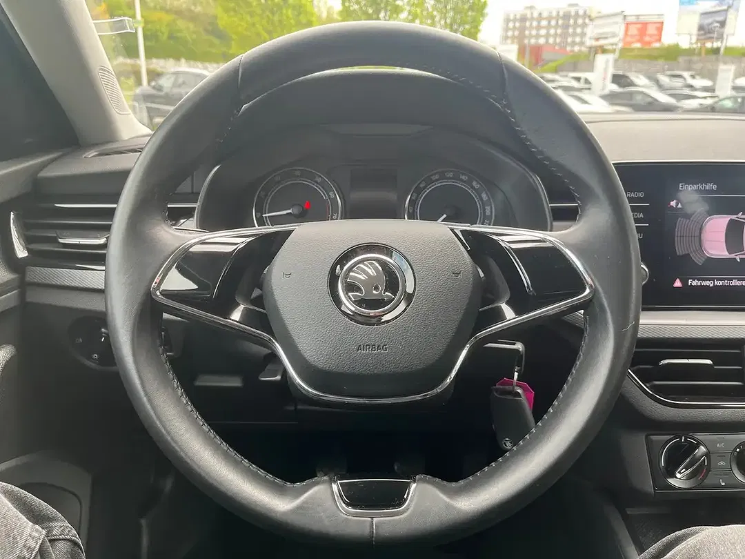 Skoda Kamiq - Thumbnail 8