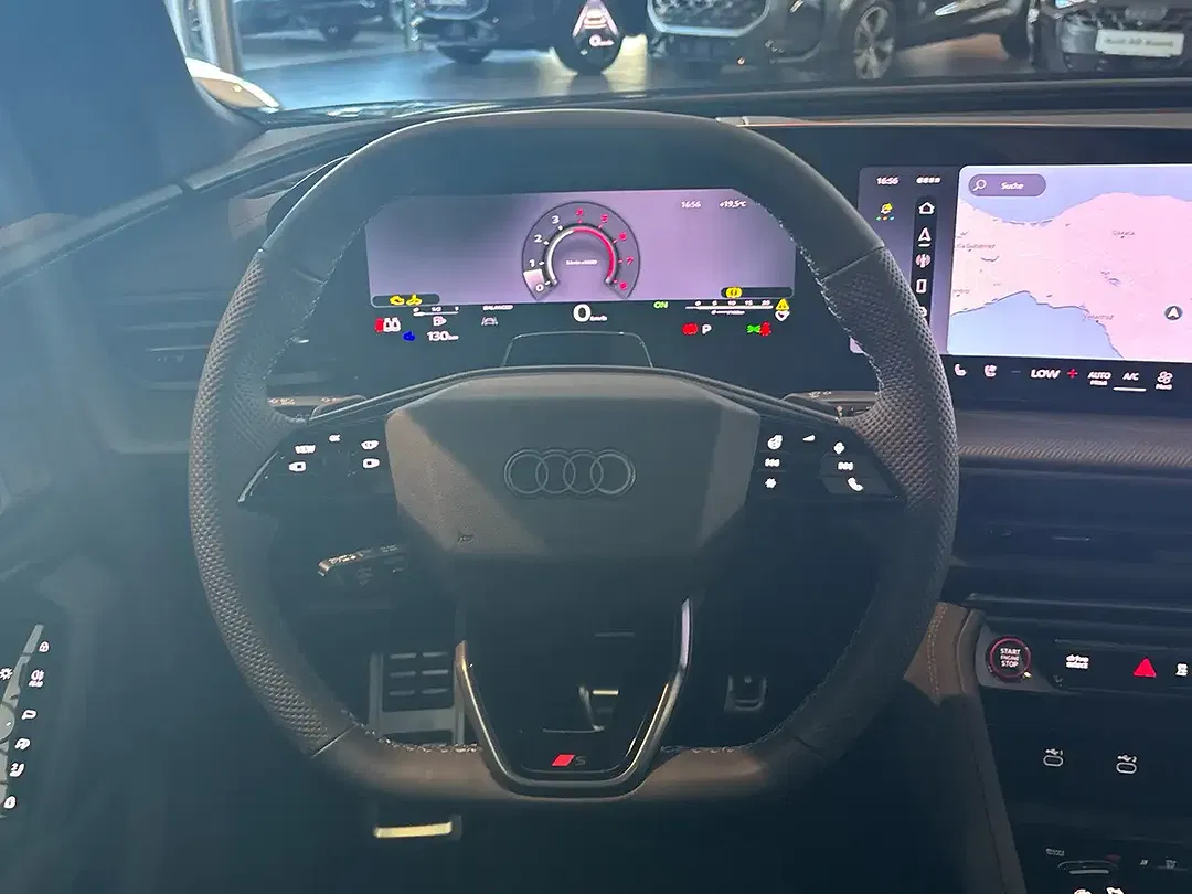 Audi SQ5 - Thumbnail 15