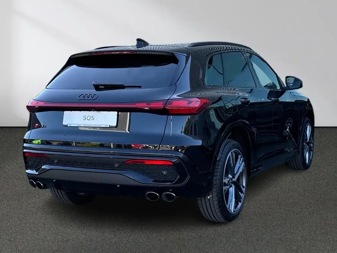 Audi SQ5 - Thumbnail 3