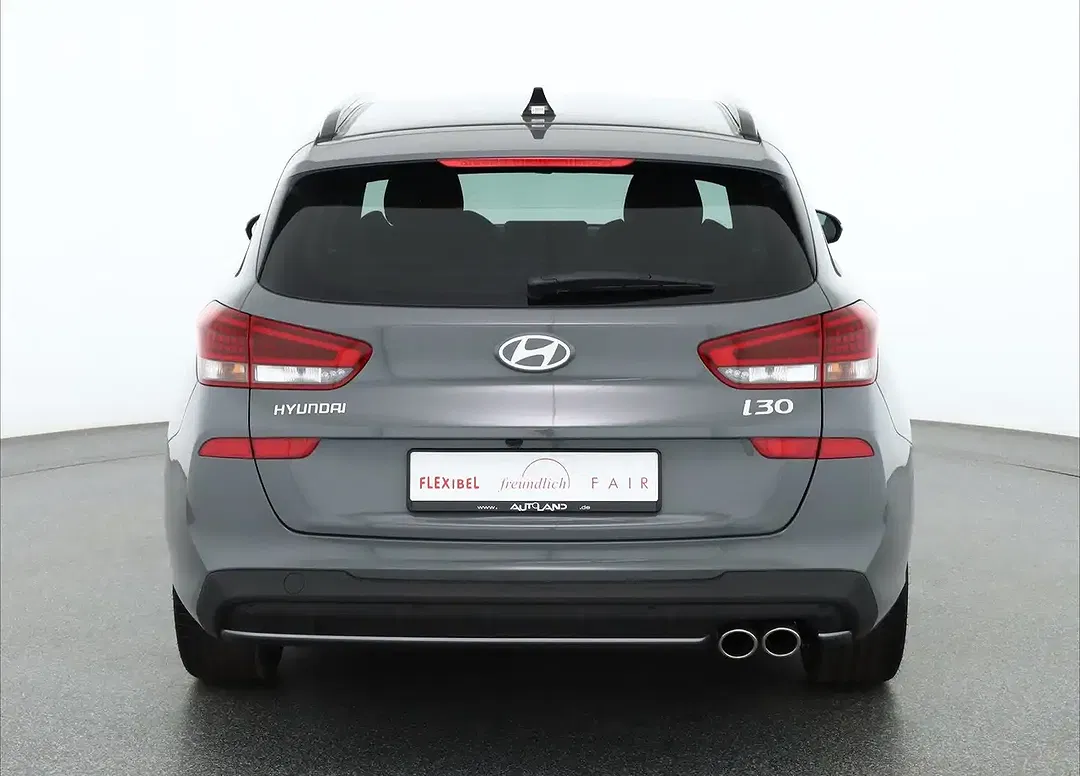 Hyundai i30 - Thumbnail 3