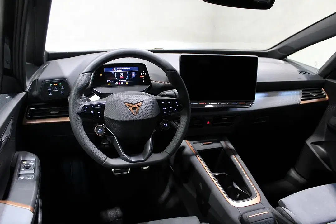 CUPRA Born - Thumbnail 10