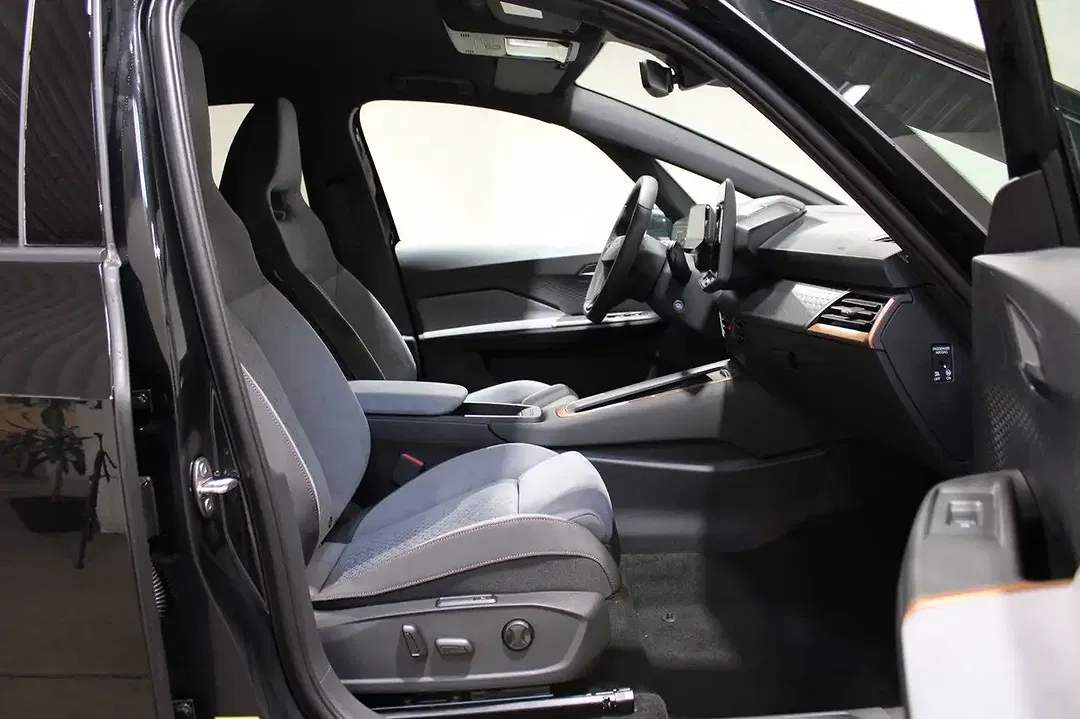 CUPRA Born - Thumbnail 12