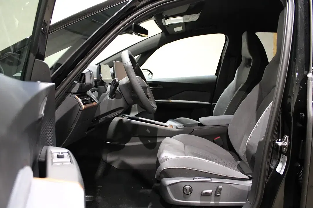 CUPRA Born - Thumbnail 8