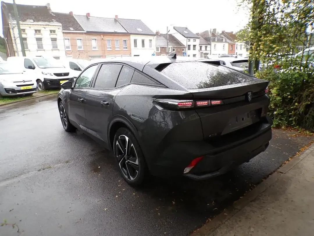 Peugeot 408 - Thumbnail 3