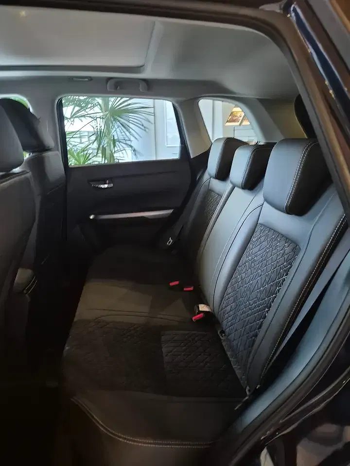 Suzuki Vitara - Thumbnail 13