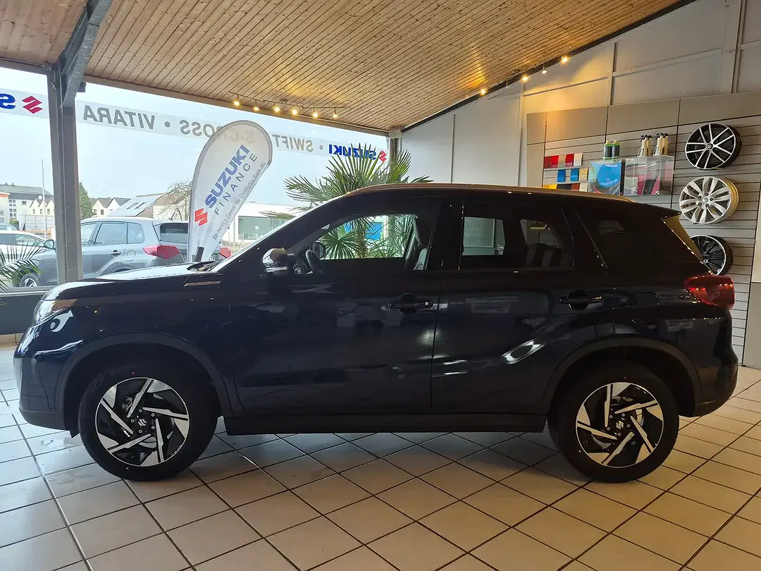 Suzuki Vitara - Thumbnail 6