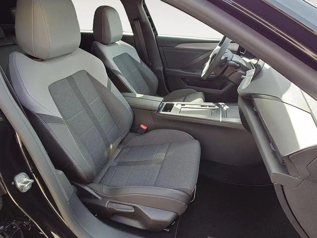 Opel Astra - Thumbnail 6