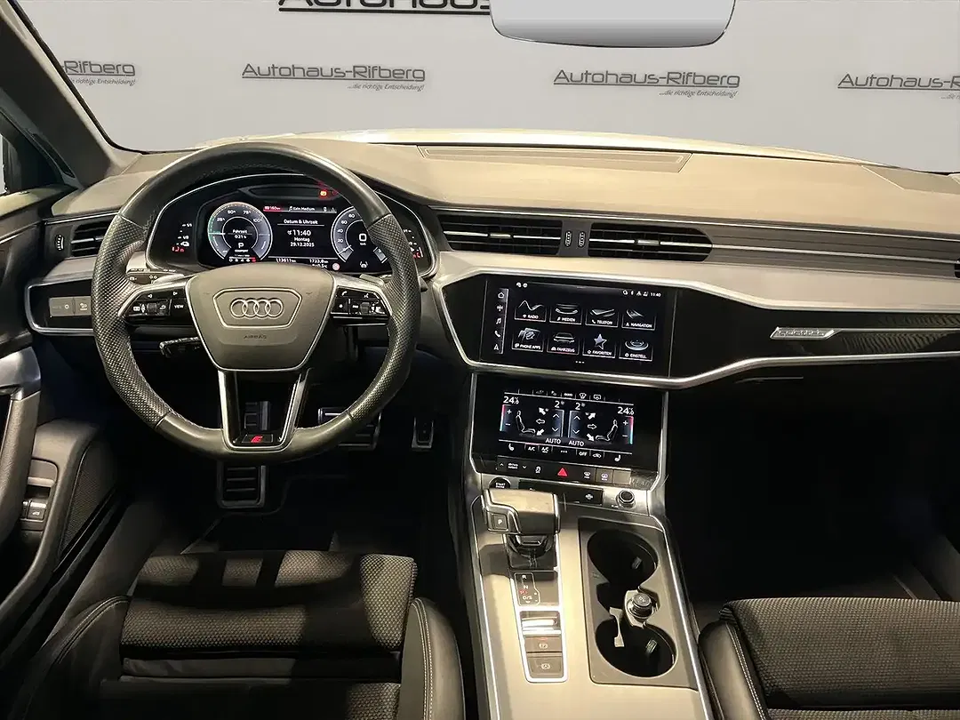 Audi A6 - Thumbnail 12
