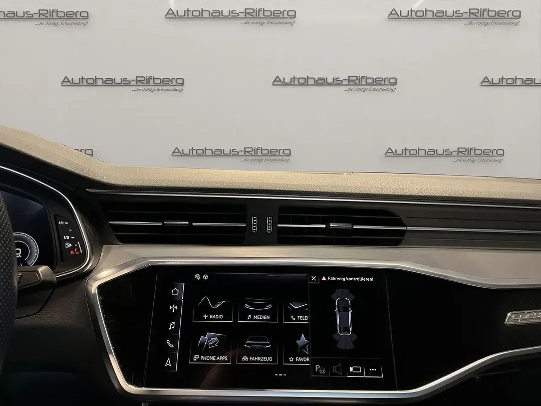 Audi A6 - Thumbnail 18