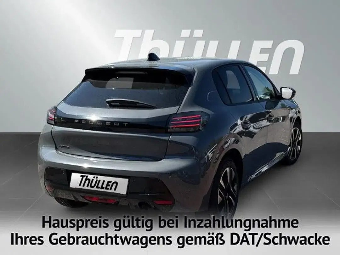 Peugeot 208 - Thumbnail 3