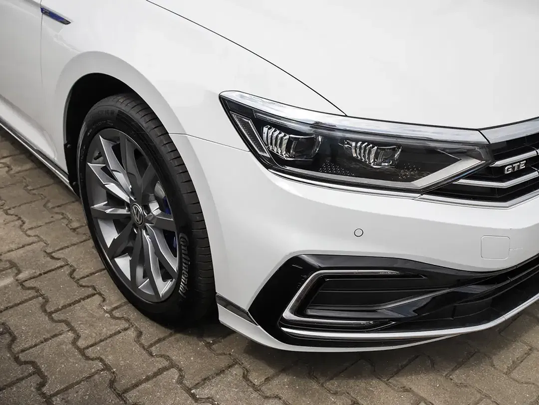Volkswagen Passat Variant - Thumbnail 4