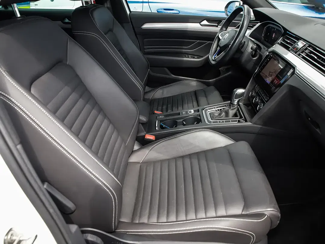 Volkswagen Passat Variant - Thumbnail 5