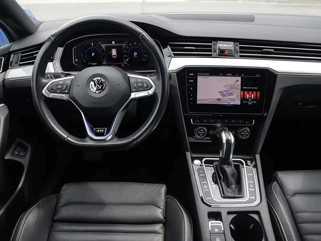 Volkswagen Passat Variant - Thumbnail 8