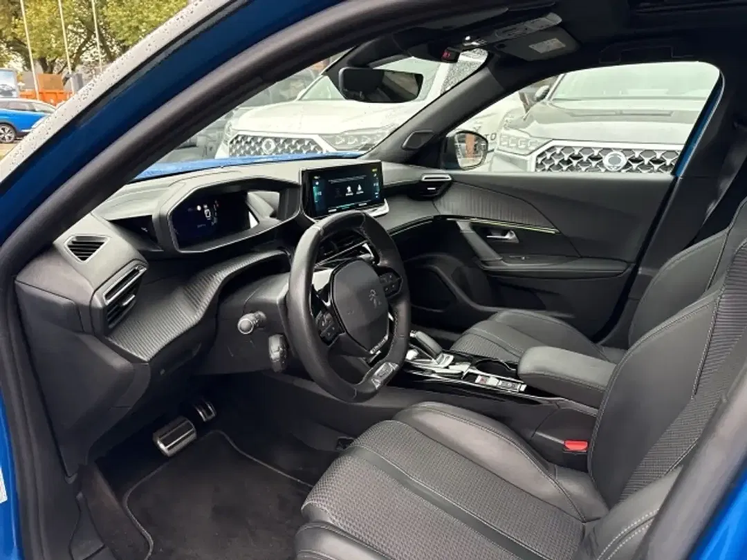 Peugeot 2008 - Thumbnail 7