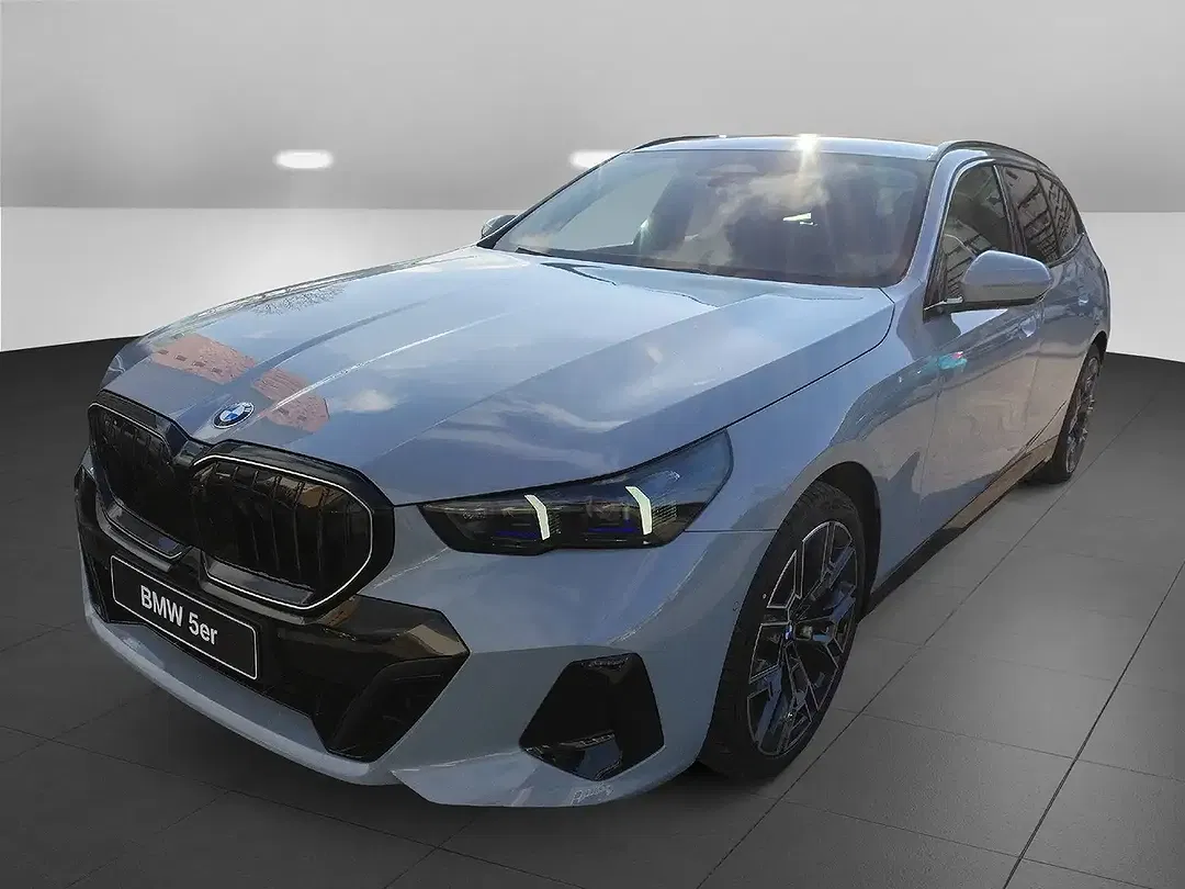 BMW 540 - Thumbnail 1