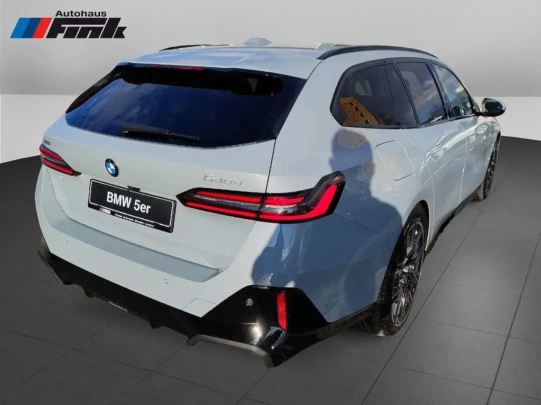 BMW 540 - Thumbnail 6