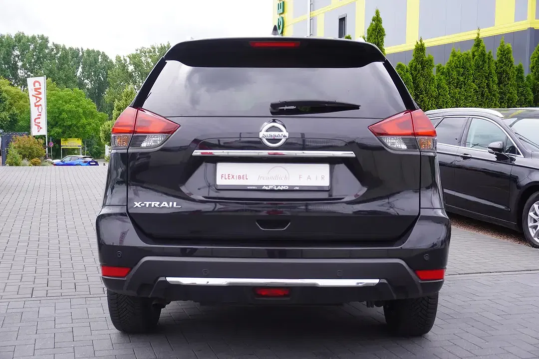 Nissan X-Trail - Thumbnail 3