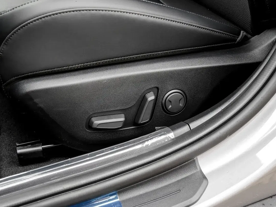 Kia K4 - Thumbnail 11