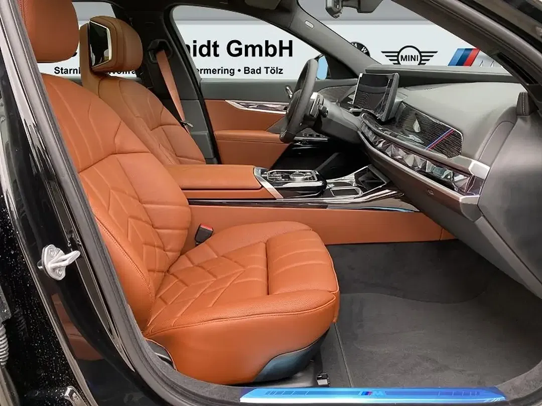 BMW 740 - Thumbnail 11