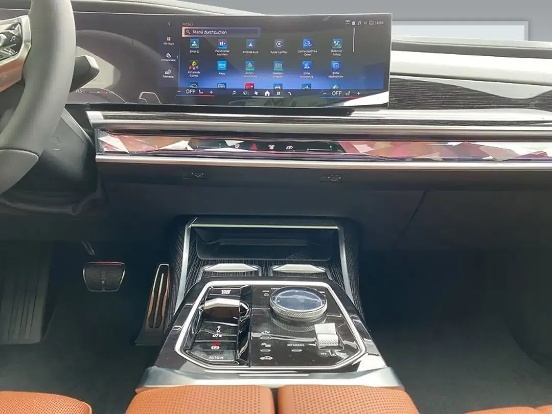 BMW 740 - Thumbnail 13
