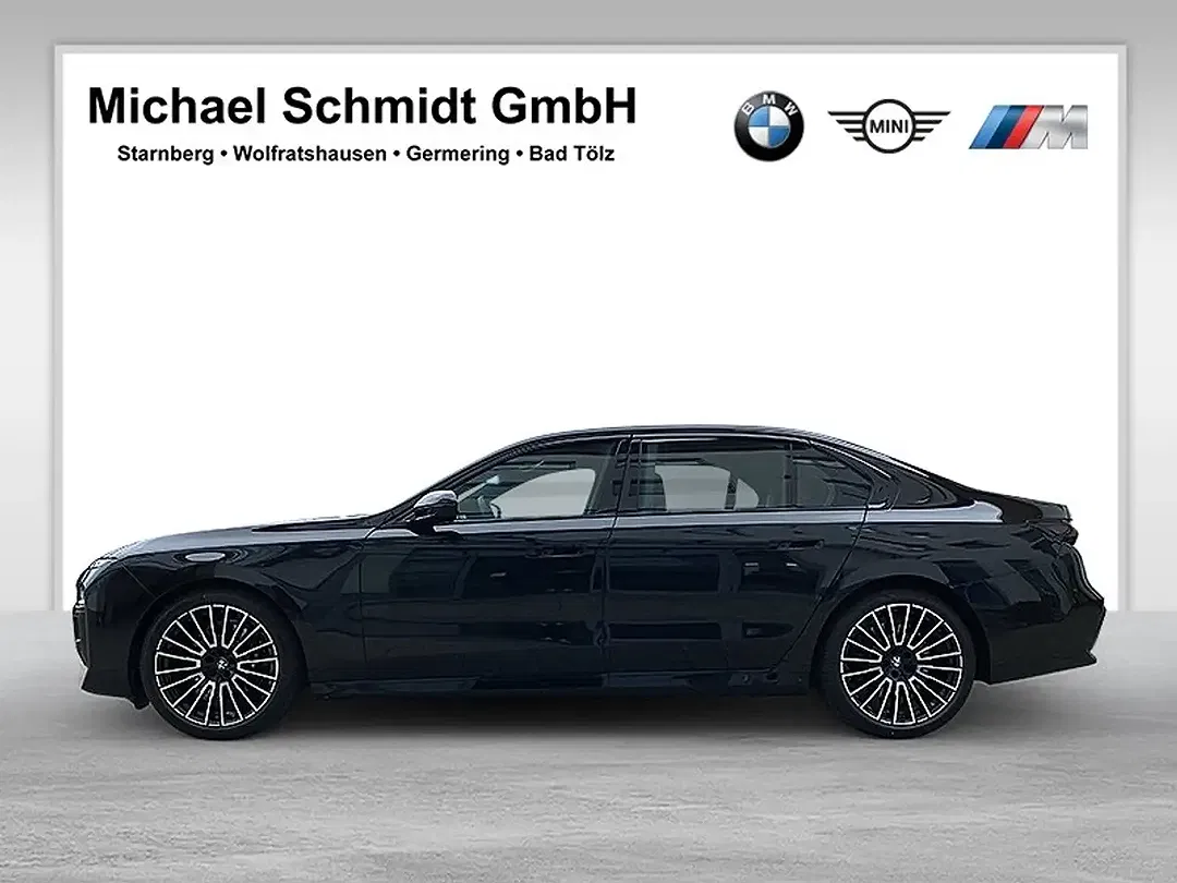 BMW 740 - Thumbnail 2