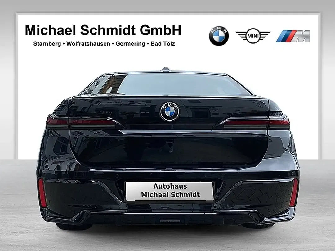 BMW 740 - Thumbnail 4
