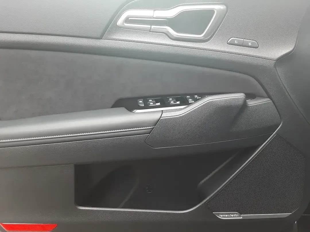 Kia Sportage - Thumbnail 13