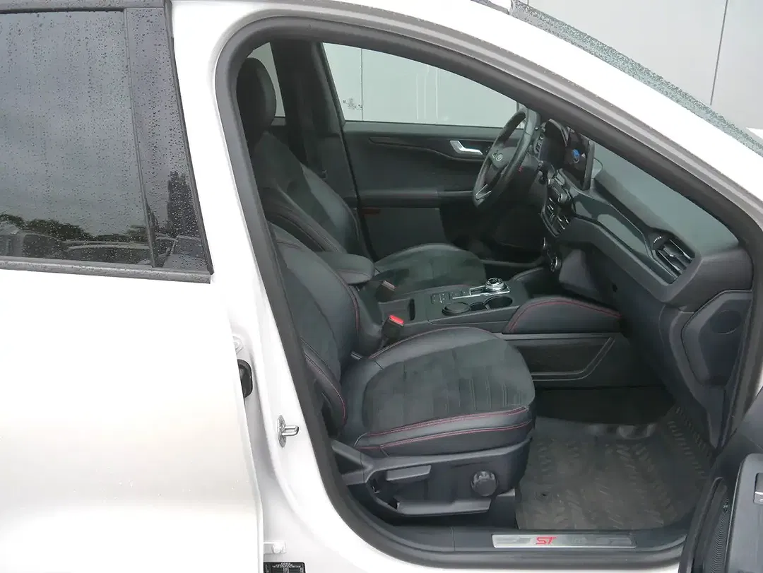 Ford Kuga - Thumbnail 15