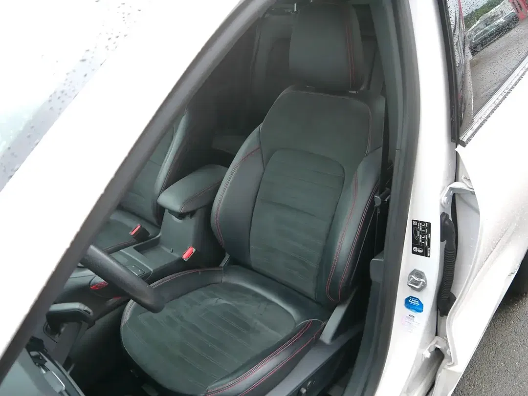 Ford Kuga - Thumbnail 8