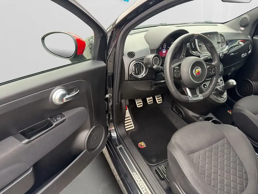 Abarth 500 - Thumbnail 11