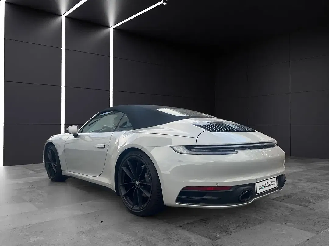 Porsche 992 - Thumbnail 16