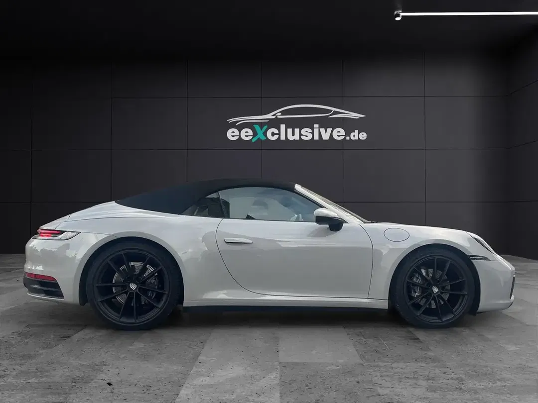 Porsche 992 - Thumbnail 20