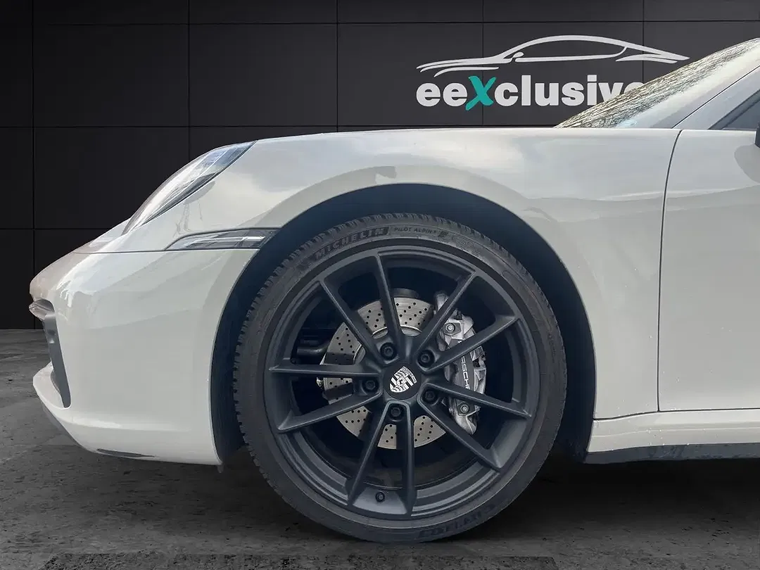 Porsche 992 - Thumbnail 22