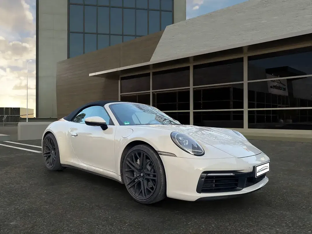 Porsche 992 - Thumbnail 4