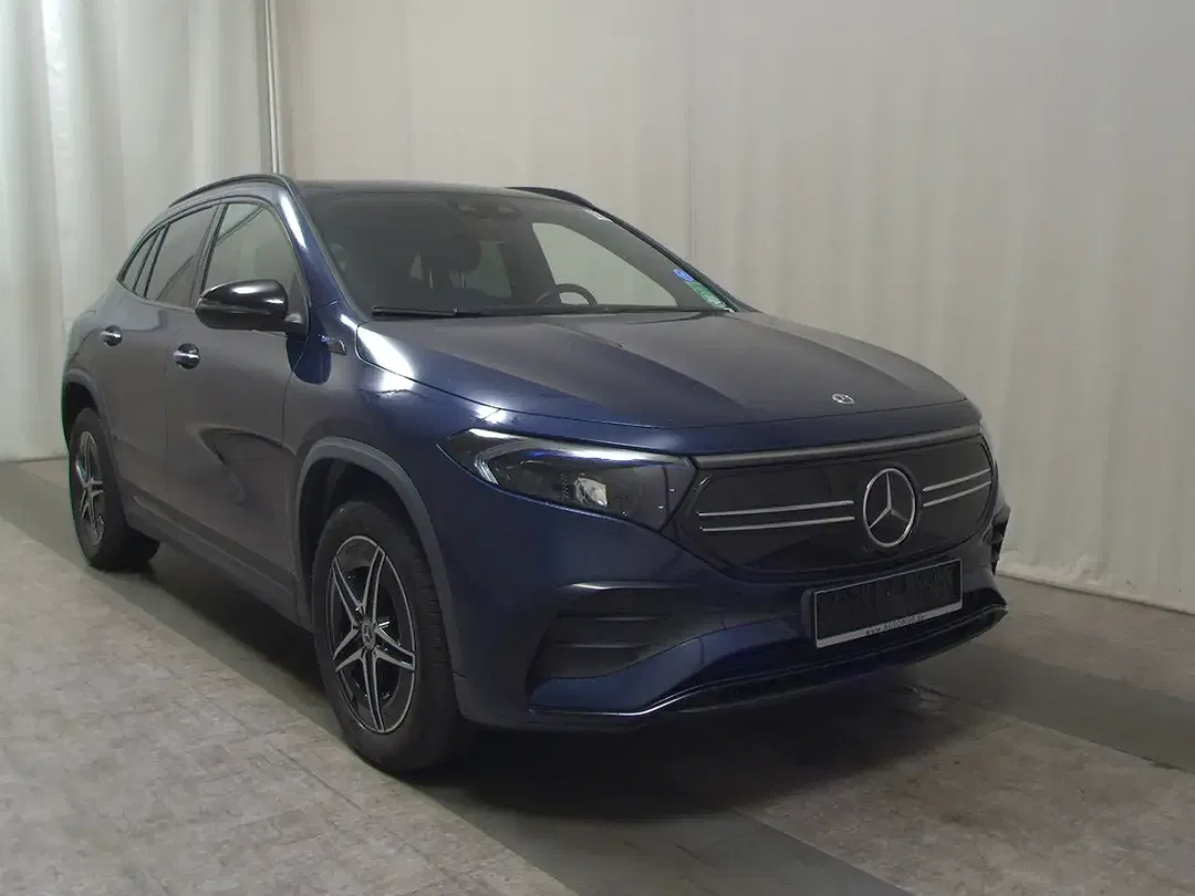 Mercedes-Benz EQA MBUX