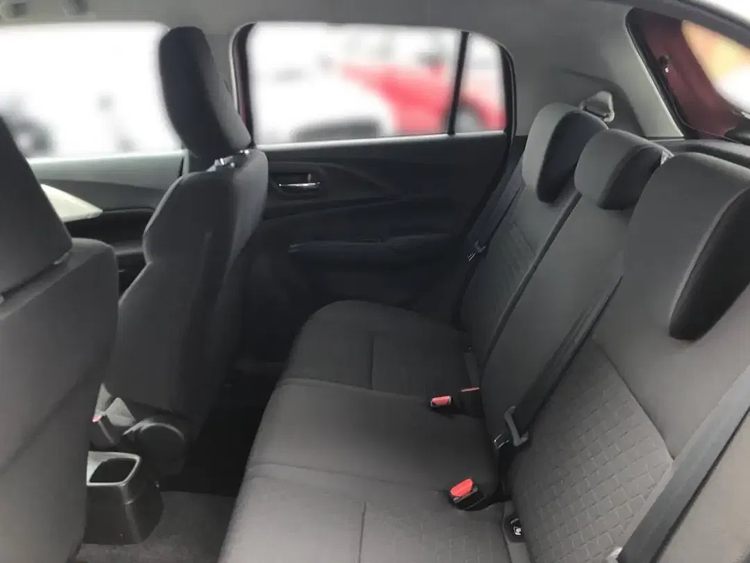 Suzuki Swift - Thumbnail 15