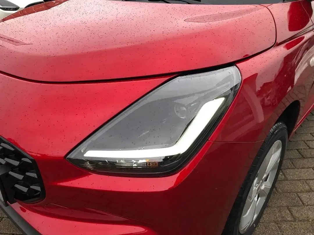Suzuki Swift - Thumbnail 7