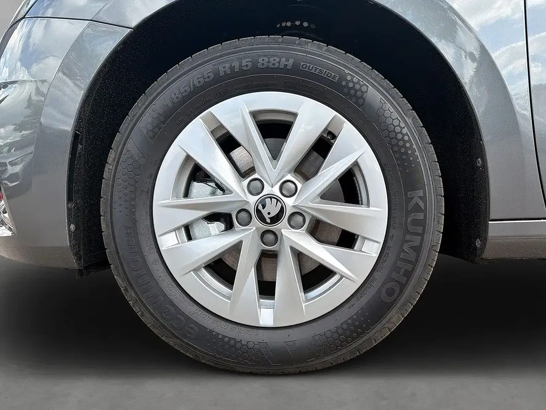 Skoda Fabia - Thumbnail 10