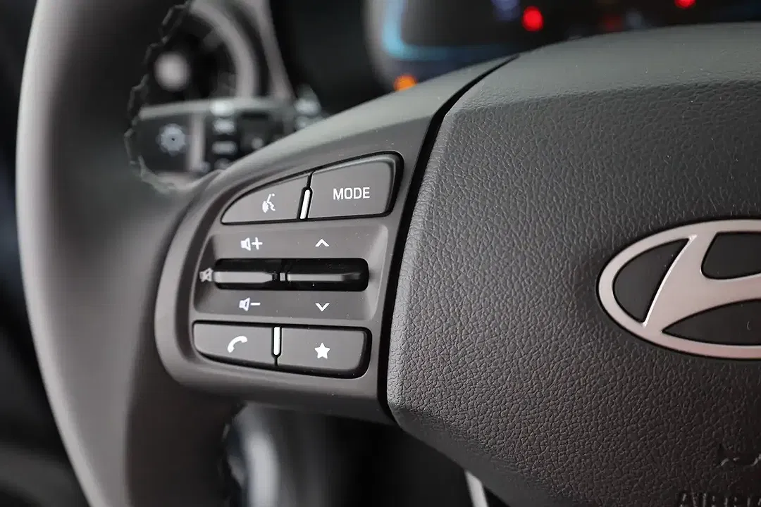 Hyundai i10 - Thumbnail 14