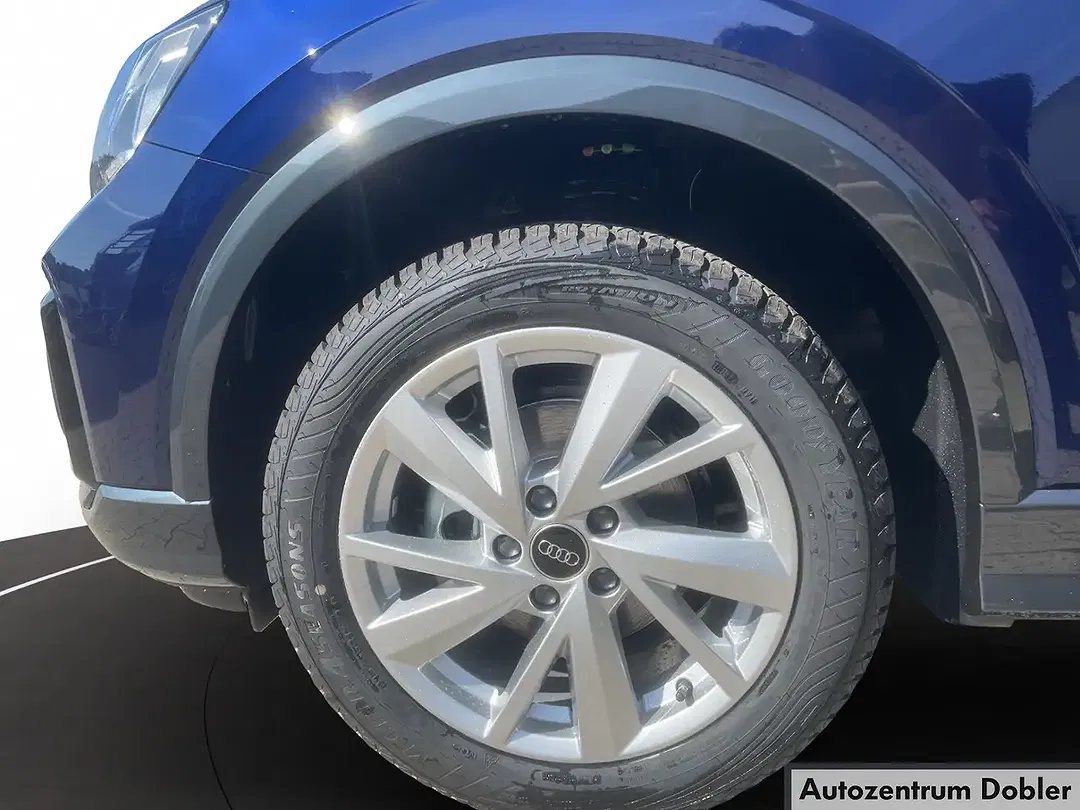Audi Q2 - Thumbnail 5