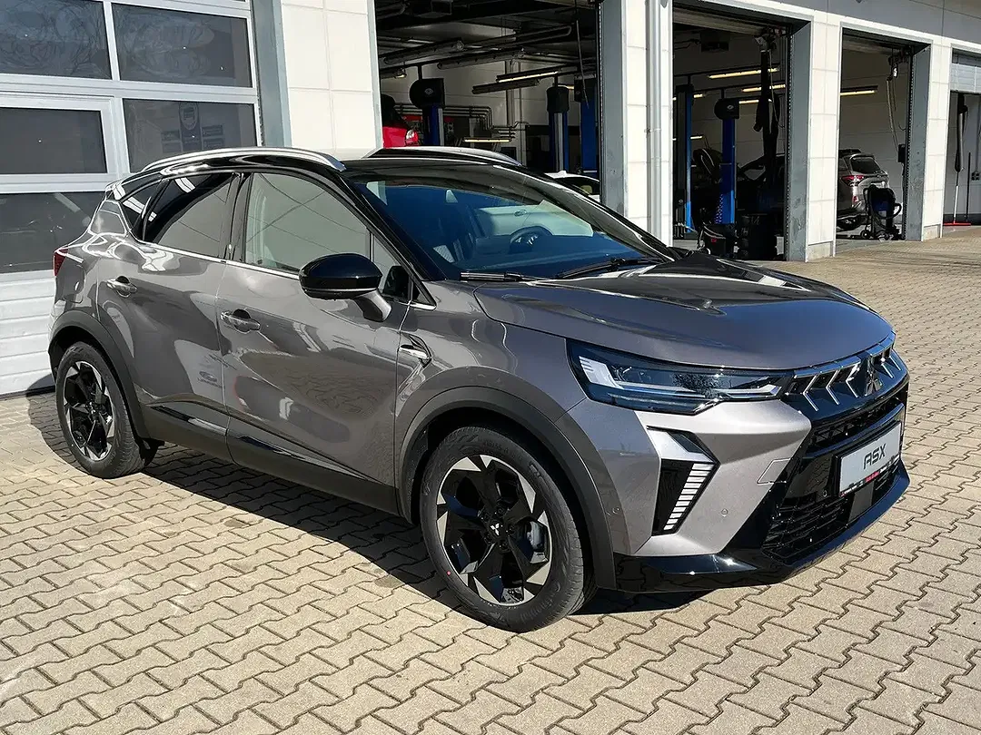Mitsubishi ASX - Thumbnail 3