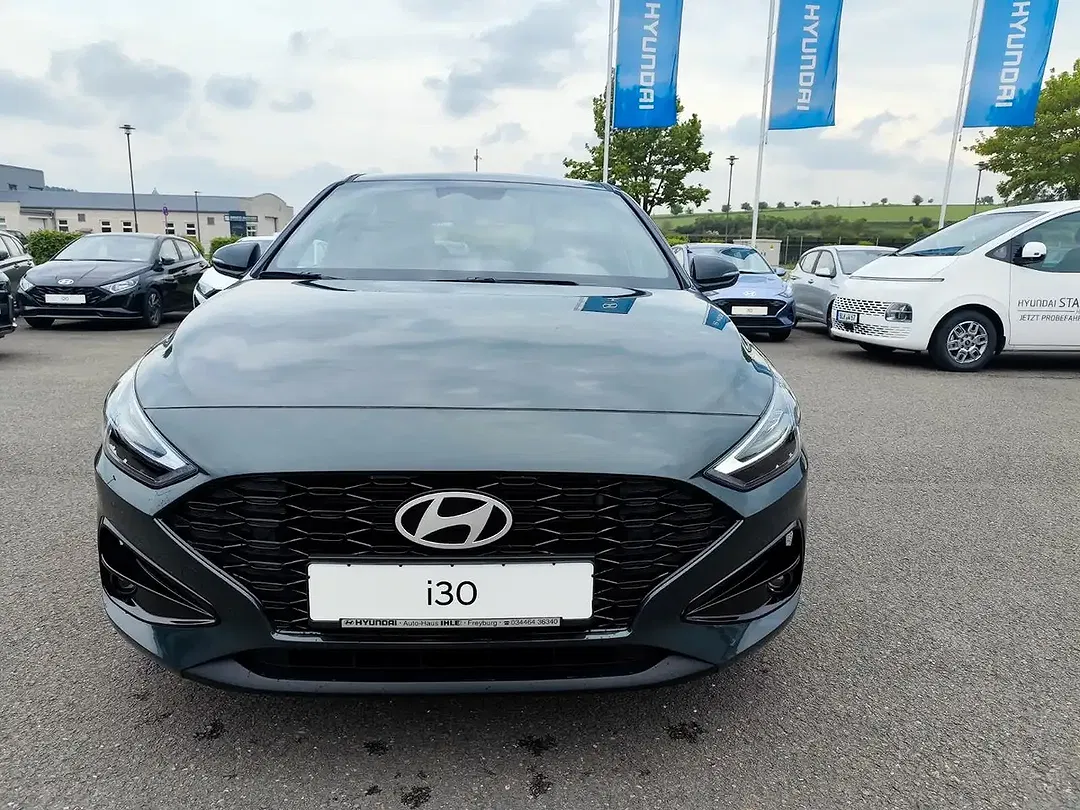 Hyundai i30 - Thumbnail 3