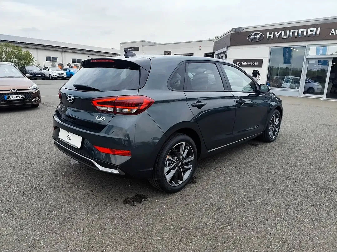 Hyundai i30 - Thumbnail 4