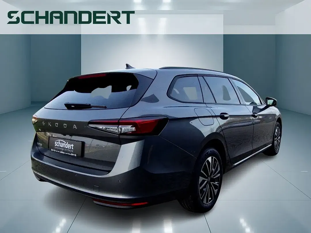 Skoda Superb - Thumbnail 4